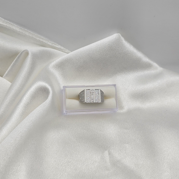 Sterling Silver 925 CZ Pave Statement Ring - Picture 5 of 8